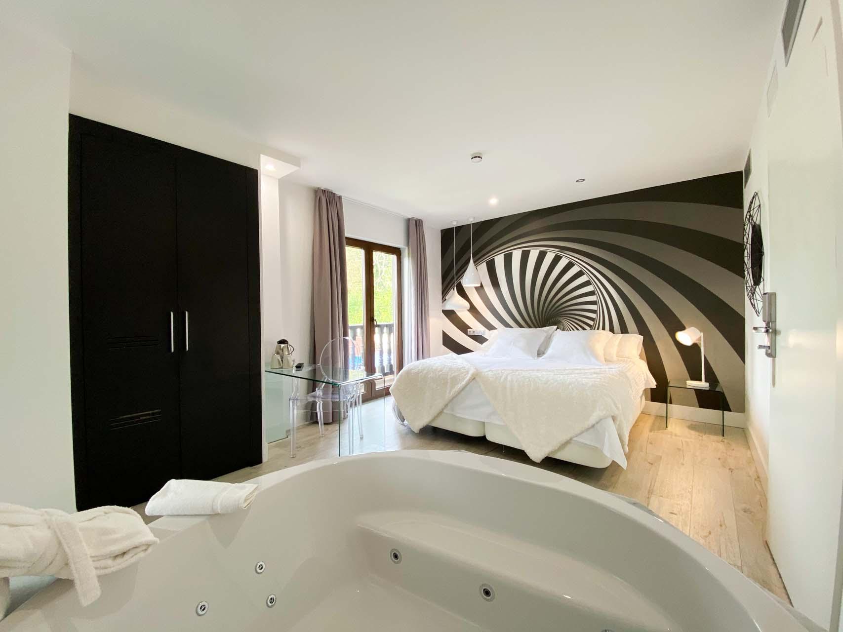 Hotel Cuevas - Adults Only Santillana del Mar Luaran gambar