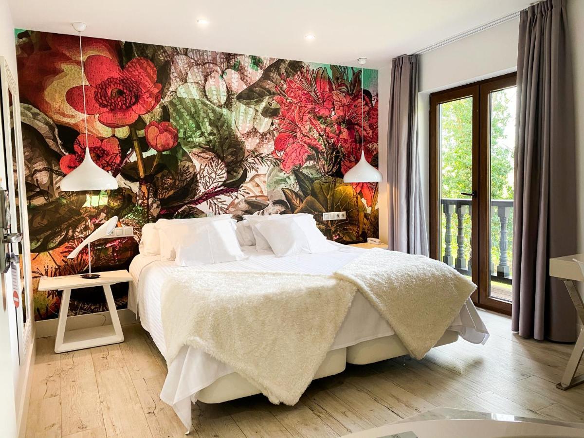 Hotel Cuevas - Adults Only Santillana del Mar Luaran gambar