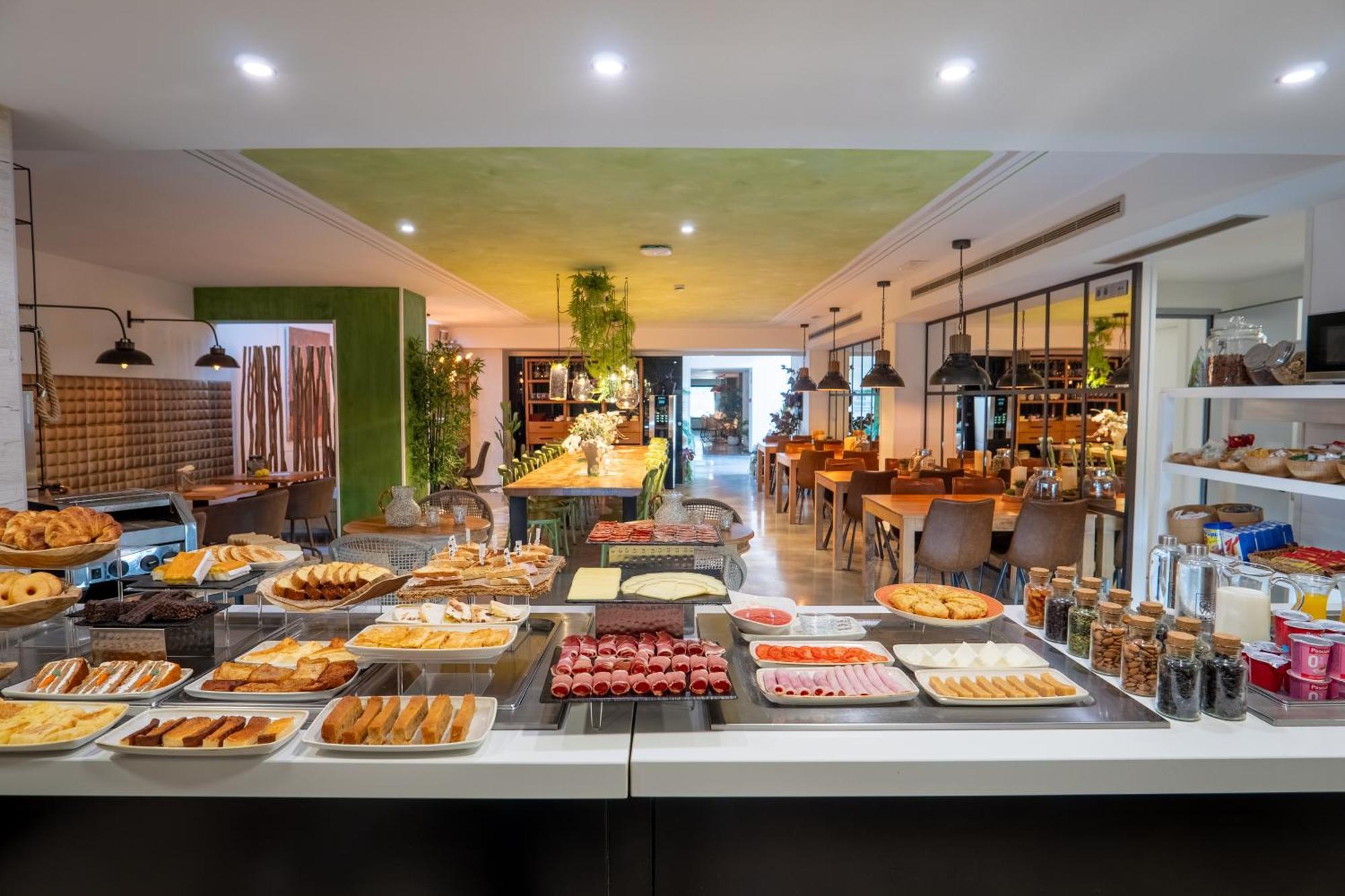 Hotel Cuevas - Adults Only Santillana del Mar Luaran gambar